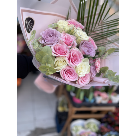 Vip  Pembe &lila beyaz karma Gül buket
